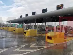 Сообраќајот на државните патишта се одвива непречено, по претежно суви коловози.  ФРЕКВЕНЦИЈА: Интензитетот на сообраќај на патните правци надвор од градските средини е умерен. На граничните 