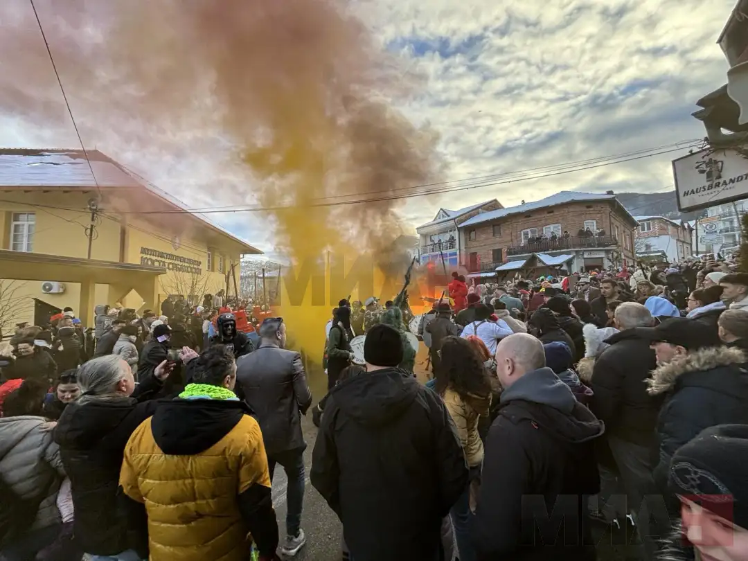 Со василичарско оро и палење на маските заврши Вевчанскиот карневал