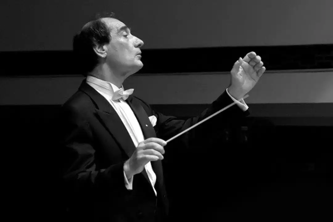 Концерт на Филхармонија со пијанистот Алим Беисембајев од Казахстан