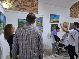 Изложба „Цветна градина“ на Роза Мојсовска