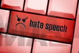 Германската Влада денеска усвои нацрт закон со кој се бара социјалните мрежи како Фејсбук и Јутјуб да пријават во полиција говор на омраза