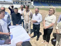 стадионот на ФК Шкупи - функционери