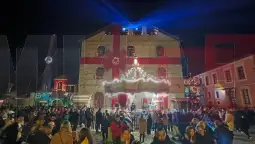 Дописничката на МИА од Атина го посети грчкиот град Трикала, во срцето на Тесалија, град што за време на празниците, со најголемиот божиќен парк во Грција - „Мелница на џуџињата на Дедо Мраз“