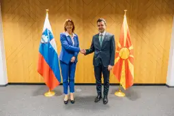 Minister of Foreign Affairs and Foreign Trade met Tuesday with his Slovenian counterpart, Tanja Fajon, on the sidelines of the meeting of NATO foreign ministers in Brussels.