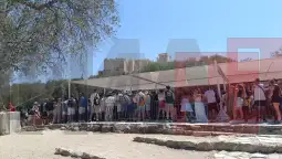 Акропол туристи Атина