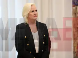 -Ние, во Амбасадата на САД, секако дека резултатите ги сметаме за збунувачки, особено откако во изминатите години потрошивме милиони долари на обука на обвинители и други во правосудниот сист