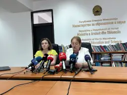 Просечната оценка на успехот од полагањето на двата екстерни испита од државната матура во јуни е 3.69 и е повисок од минатата година кога средната оценка беше 3.26. Поголем успех е забележан