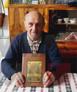 Петре Коловски