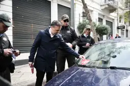 непрописни паркирање Атина