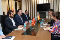 Александар Николоски Рафаел Сориано