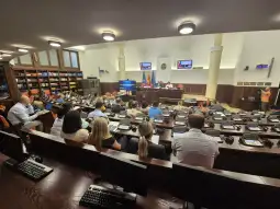 презентација на студии на ИКС во Комисијата за одбрана