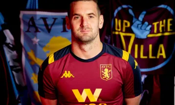 Тежок удар за Астон Вила