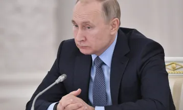 Путин: Со уставните измени претседателот и понатаму ќе може да разрешува