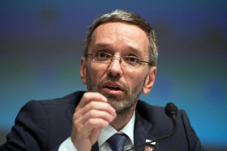 Австриските и германските десничарски популисти ја зајакнуваат соработката