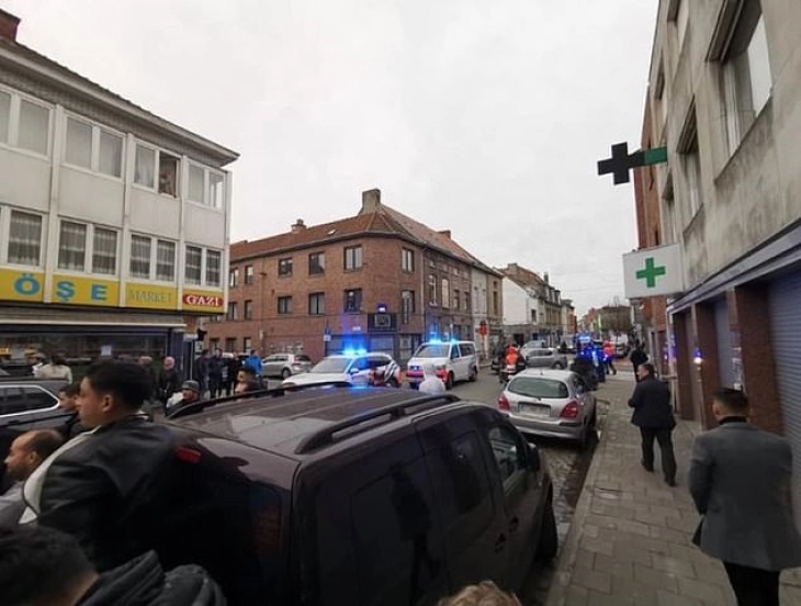По Лондон, две лица избодени и во Белгија, напаѓачот уапсен