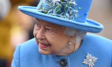 Кралицата Елизабета првпат во јавност по заминувањето на Хари и Меган