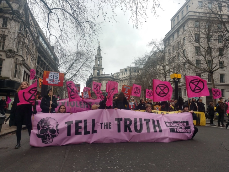 Во Лондон протести против Модната недела