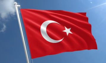 Турција ги укинува визите за шест европски држави