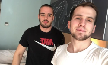 Јанески и Љама се негативни на Ковид-19