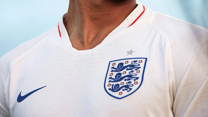 Англиската фудбалска лига и Фудбалската асоцијација договорија намалување на платите