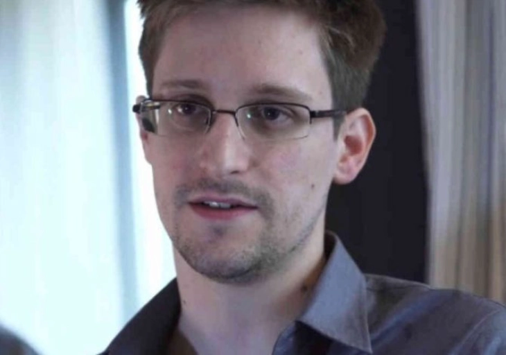 Сноуден поднесе барање за продолжување на дозволата за престој во Русија