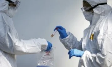 Нов случај на Ковид-19 кај бегалка во Грција