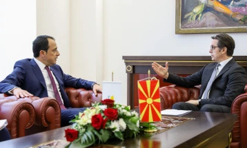 Претседателот Пендаровски се сретна со кипарскиот МНР Никос Христодулидес