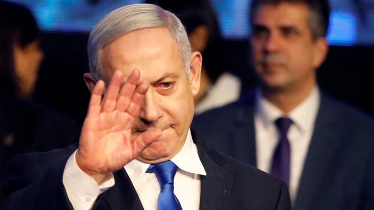 Поради коронавирусот, Нетанјаху престана да се ракува со своите поддржувачи