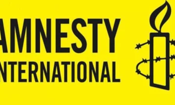 Амнести Интернешнл го критикува планот на Грција за пловна ограда