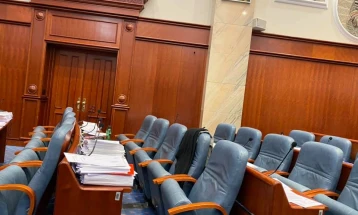 СДСМ ќе поднесе иницијативата за повторно ставање во функција на Парламентот, Џафери чека да го види предлогот