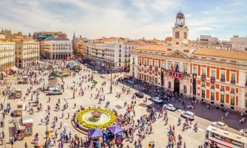 Мадрид и Барселона нема да ги олеснат мерките против коронавирусот
