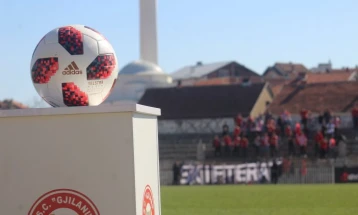 Косовските фудбалски клубови почнуваат со тренинзи, Суперлигата ќе продолжи на 1 јуни