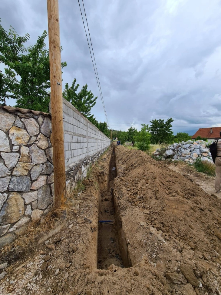 Почна изградбата на нова водоводна мрежа во Средно Нерези