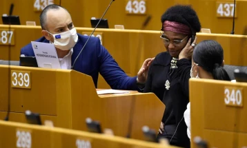 Европарламентот бара итна реакција од белгиската Влада поради полициска бруталност