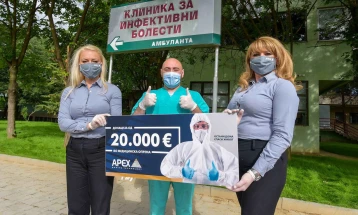 Апекс Македонија донира дезинфекциски средства на Клиниката за инфективни болести
