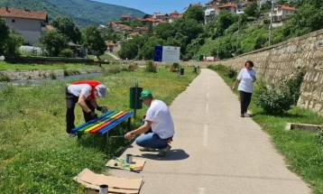 Акција за разубавување урбана опрема на фондацијата „Со срце за Крива Паланка“