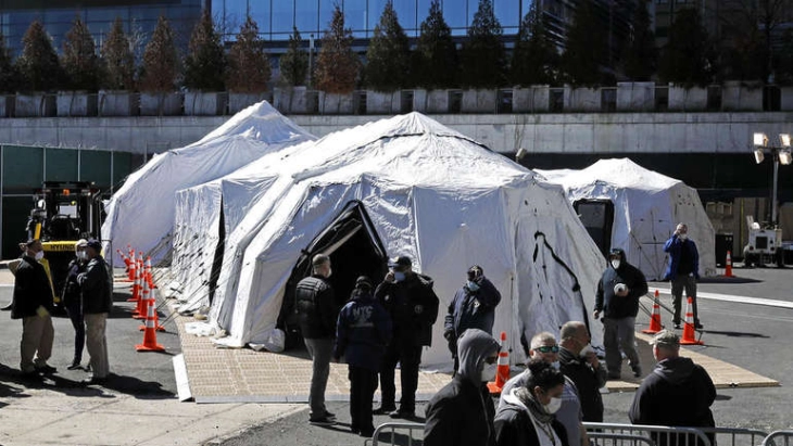 САД: Влошување во 36 држави, Флорида можно ново жариште на Ковид-19