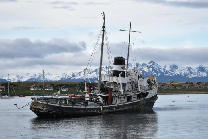Коронавирус кај 57 морнари во Аргентина, не знаат како се заразиле