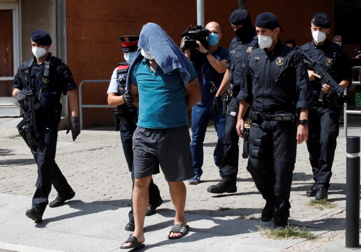 Во Барселона уапсени двајца Алжирци, припадници на екстремистичка група