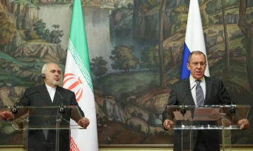 Лавров: Има шанси за зачувување на нуклеарниот договор со Иран