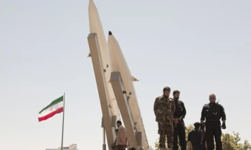 Воени вежби на иранската Револуционерна гарда, симулирање напад врз американска флота