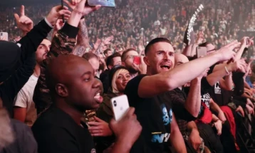 Франција од 15 август дозволува собири со повеќе од 5.000 лица, но со посебни услови