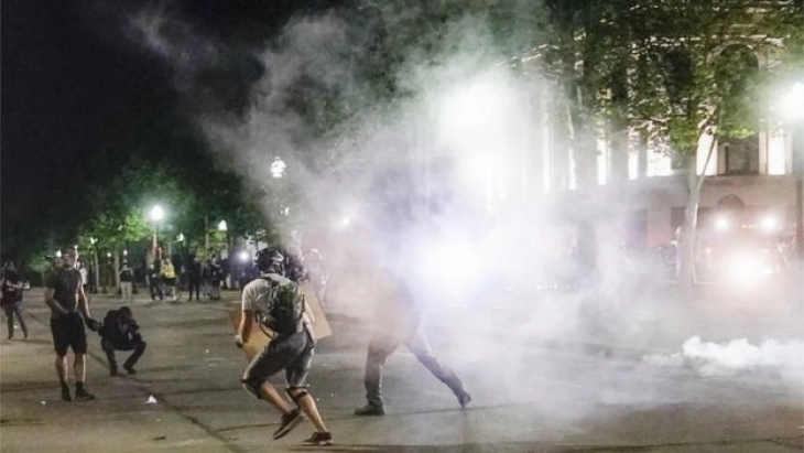 По посетата на Трамп, продолжени протестите во Кеноша