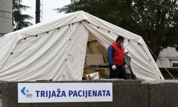 Се зголемува бројот на заразени со Ковид-19 во Црна Гора, оставки на членови на Кризниот штаб