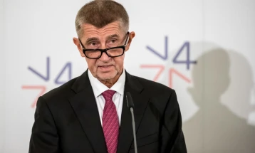 Чешкиот премиер спречи состанок со белоруските опозиционери на самитот на Вишеградската група во Лублин