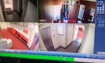 Скандал со досиејата на Специјалниот суд за Косово, оставка на меѓународен обвинител