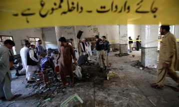 Најмалку осуммина загинати и 136 повредени при експлозијата во верско училиште во Пакистан