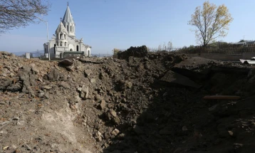 Азербејџанската армија се доближи на пет километри од Шуши