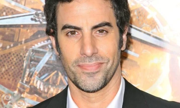 Саша Барон Коен донира 100.000 долари во хуманитарни цели