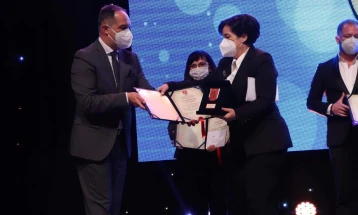 Свечена седница во Куманово, доделени ноемвриските награди